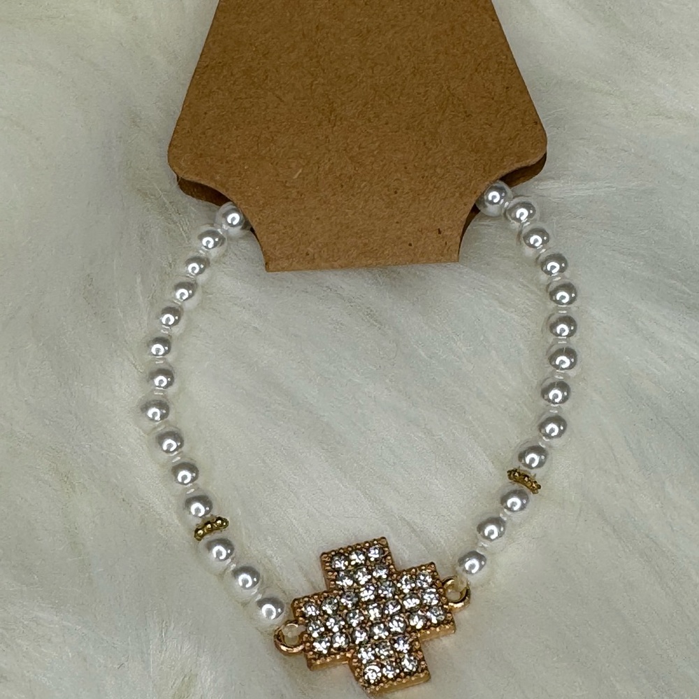 PEARL AND CRYSTAL BEADED EXPANDABLE BRACELET